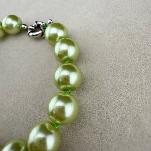 Green Glass Pearl Bead Bracelet With Silver-Tone Clasp Ladies Jewelry - Picture 5 of 6